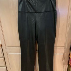 Leather like lined pants with TUMMY CONTROL! Size L
